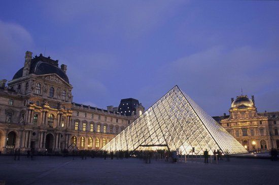 Museu do Louvre